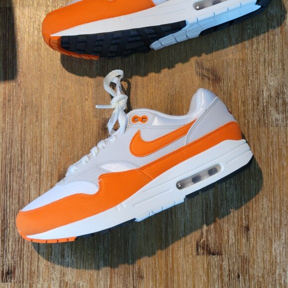Nike Air Max 1 | Neutral Grey/Safety Orange | Women’s 9 / Men’s 7.5 | New - Picture 1 of 9